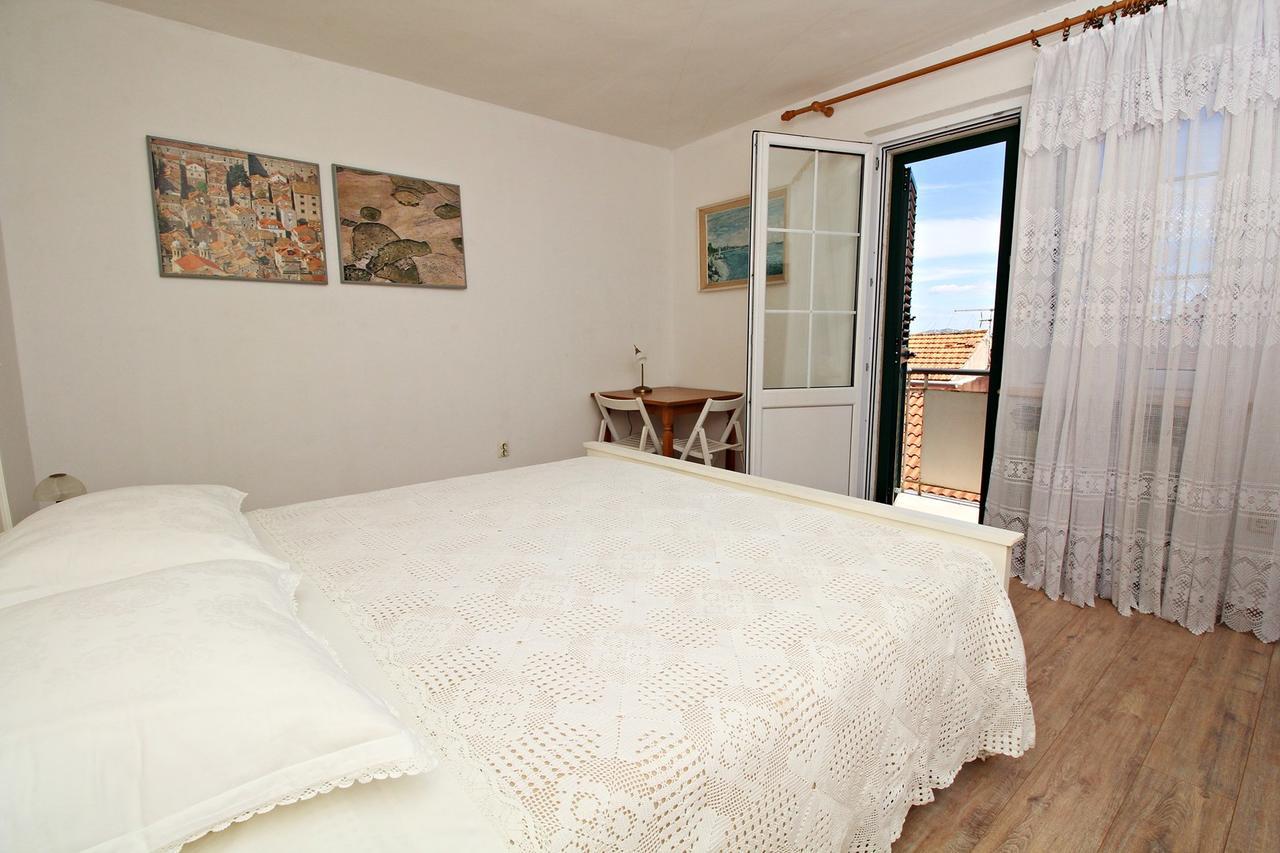 Filipi Apartment Sali Ngoại thất bức ảnh